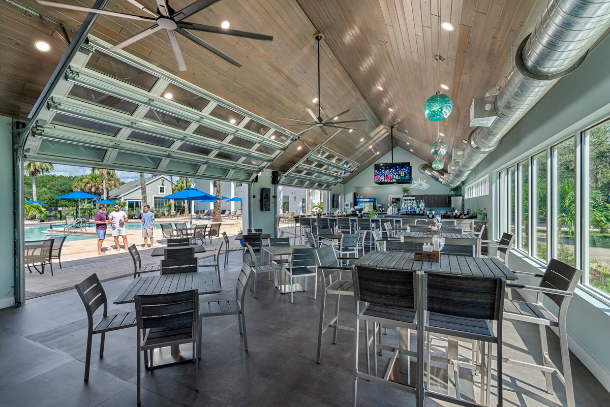 The Sunnie’s Tiki Bar and Café energizes Southern Hills’ pool with the carefree vibe of a tropical resort.